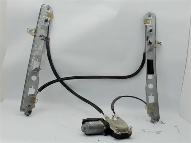 RENAULT 8200075940 Mecanismo de elevalunas delantero izquierdo  en stock Salamanca