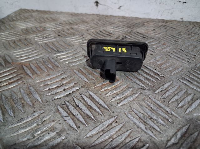 8200076256 Botón de accionamiento del cierre de la tapa del maletero (puerta trasera 3/5)  comprar en Reus