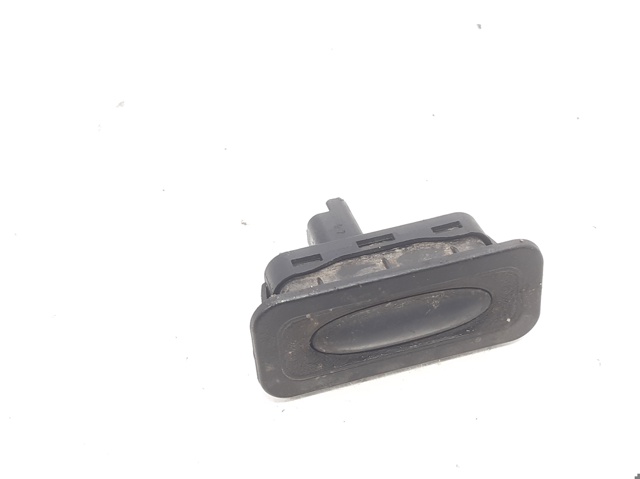 RENAULT 8200076258 Botón de accionamiento del cierre de la tapa del maletero (puerta trasera 3/5)  en stock Valencia