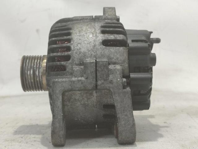 RENAULT 8200086161 Alternador  disponible Lugo