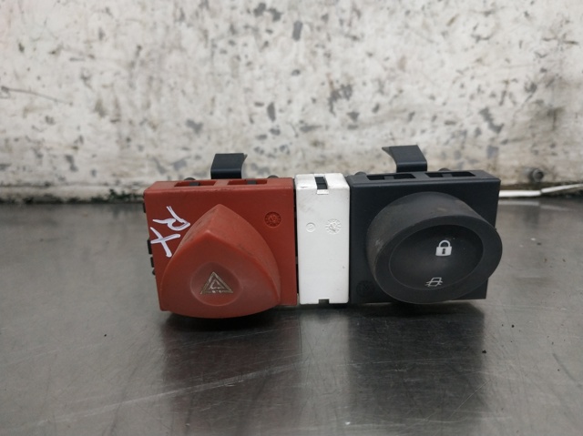 Comprar Interruptor warning Megane II EM0, EM1