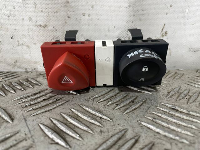 RENAULT 8200095493 Boton de luz de emergencía  en stock Valencia