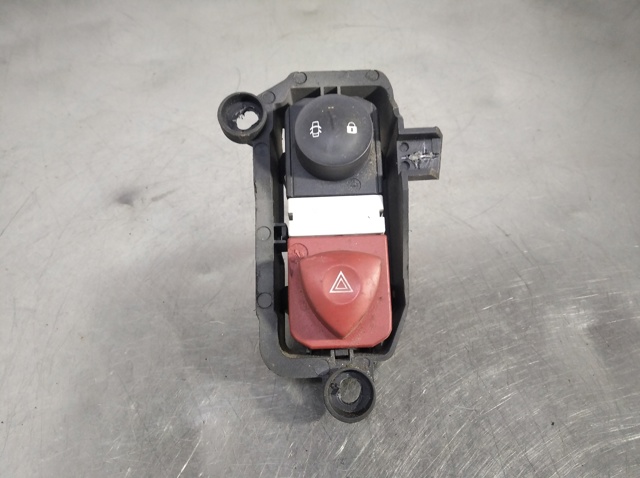 Boton de luz de emergencía para Renault Megane EM0, EM1