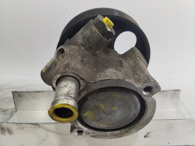 8200096704 Bomba de dirección  en stock Sabadell