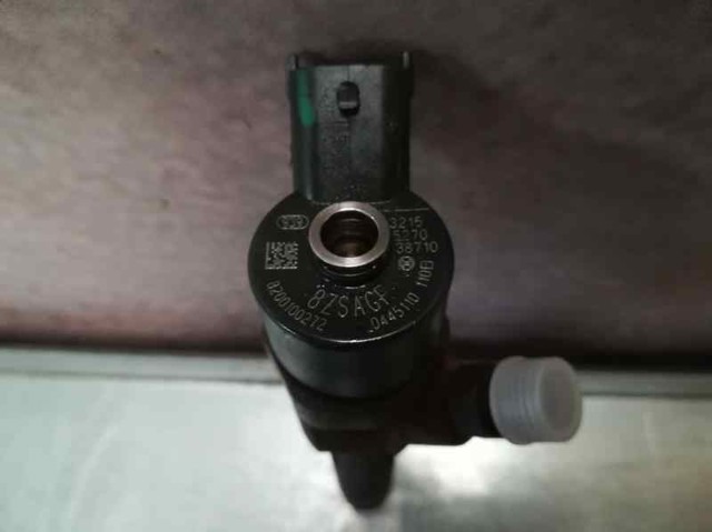 8200100272 RENAULT Inyector  en stock Córdoba