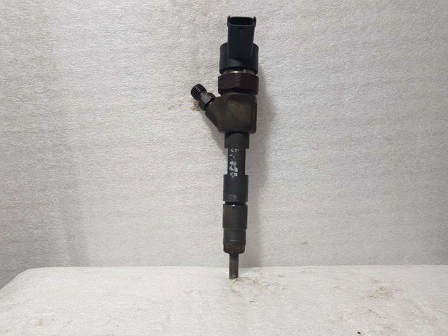 8200100272 RENAULT Inyector comprar Madrid