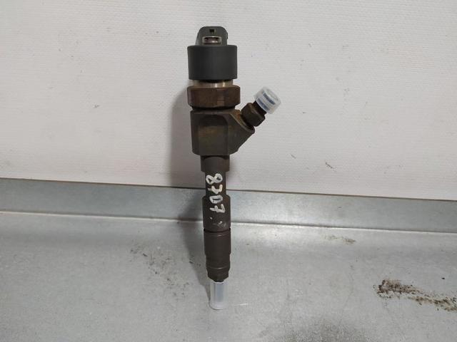 8200100272 RENAULT Inyector de combustible  disponible Ourense