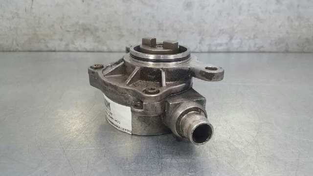 RENAULT 8200102535 Bomba de vacío  en stock Terrassa