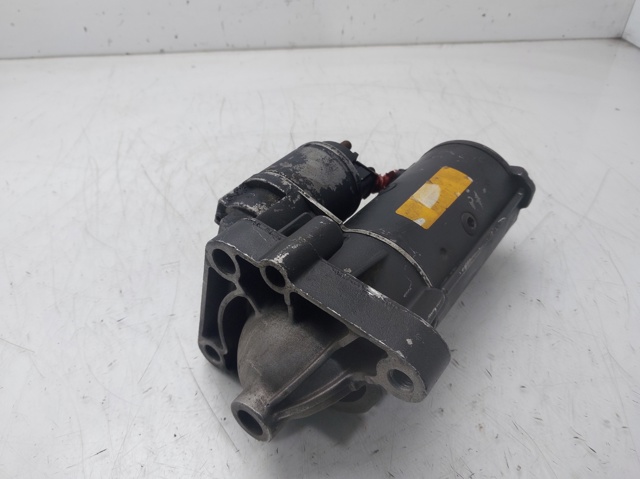 8200106788 RENAULT Motor de arranque  disponible Vigo