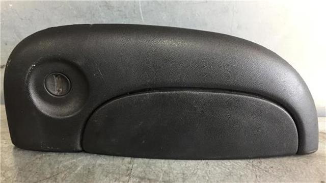 8200107368 RENAULT Manija exterior derecha de puerta delantera  en stock Huelva