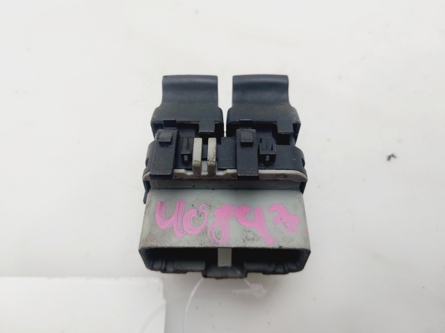 8200107772 Unidad de control de elevalunas delantera izquierda  comprar en Reus