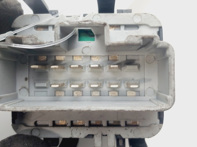8200107772 RENAULT Unidad de control de elevalunas delantera izquierda  comprar en Jaén
