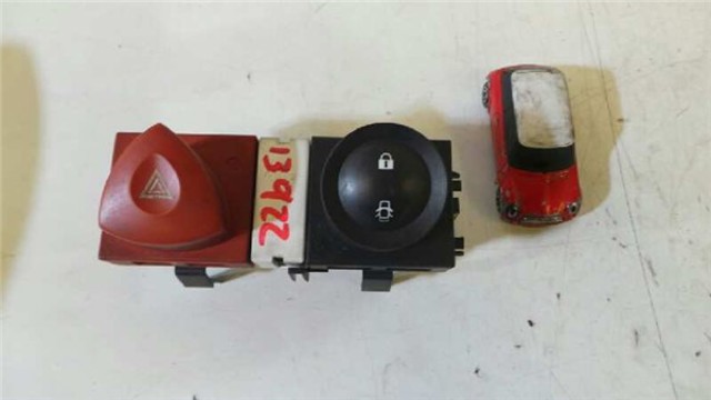 RENAULT 8200107808 Botón de emergencia  comprar en Ponferrada