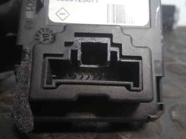 8200107959 Botón de arranque del motor  disponible Málaga