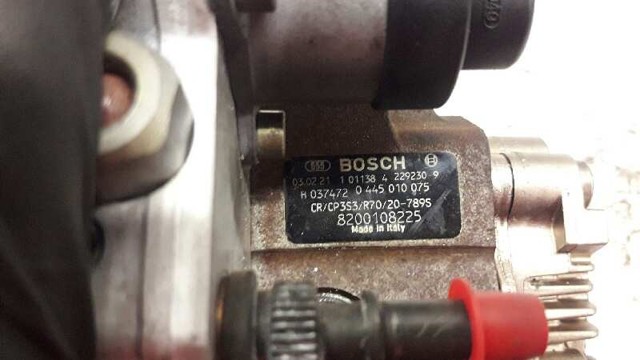 8200108225 NISSAN Bomba de alta presión de combustible  disponible Alicante