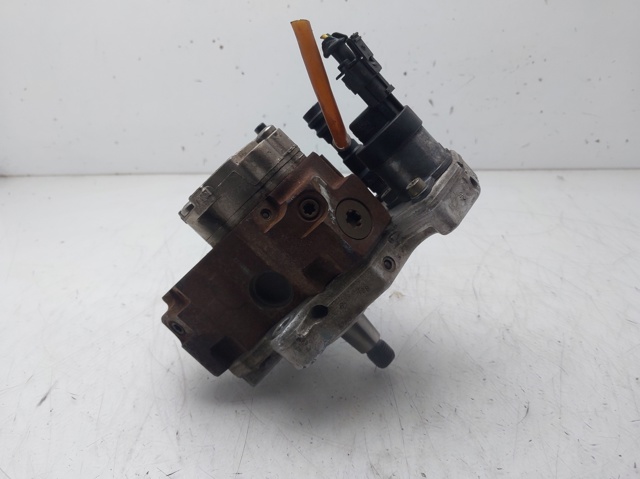 8200108225 NISSAN Bomba inyectora  en stock Huelva