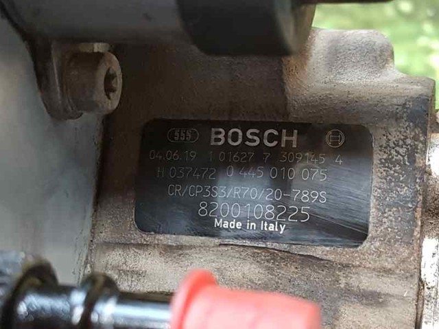 8200108225 NISSAN Bomba inyectora  en stock Huelva