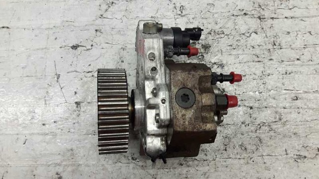 8200108225 Bomba inyectora  en stock Castellón