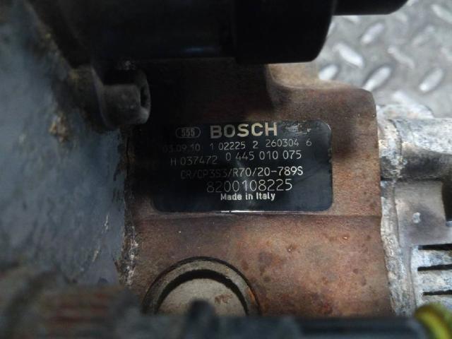 8200108225 RENAULT Bomba inyectora  en stock Córdoba