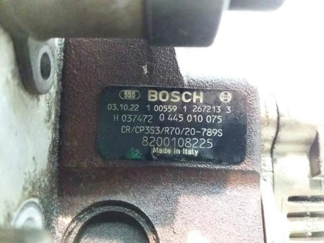 RENAULT 8200108225 Bomba inyectora comprar Barcelona