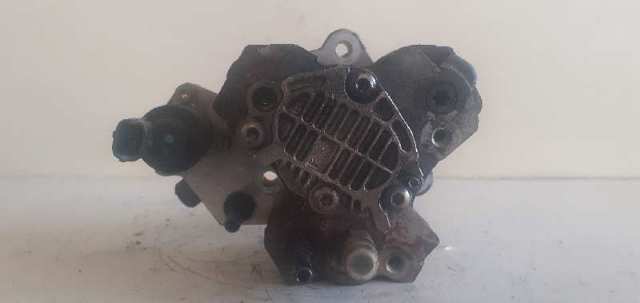 RENAULT 8200108225 Bomba inyectora comprar Barcelona