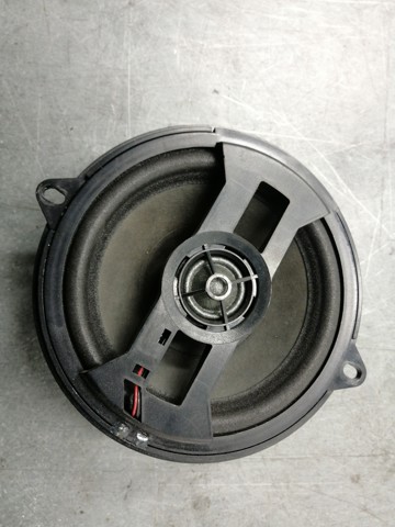 Altavoz de puerta trasera 8200110683 Renault (RVI)