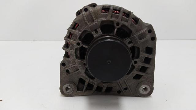 RENAULT 8200112065 Alternador  en stock Terrassa