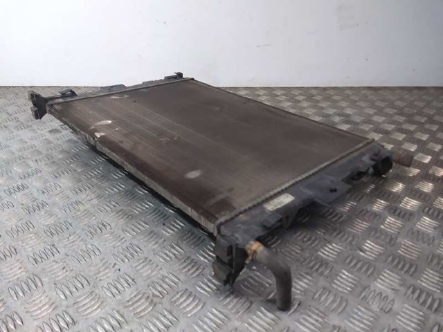 RENAULT 8200115541 Radiador de refrigeración del motor  comprar en Albacete