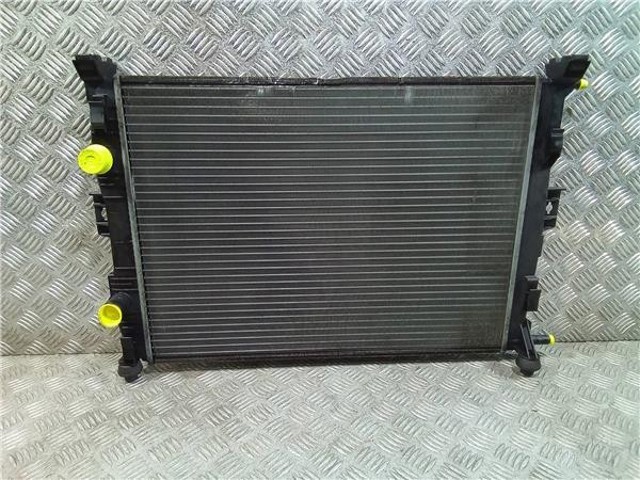 RENAULT 8200115541D Radiador comprar Pamplona