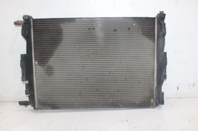 RENAULT 8200117609 Radiador de refrigeración del motor  comprar en Murcia