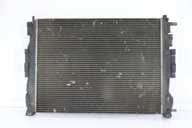 RENAULT 8200117609 Radiador comprar Tarragona