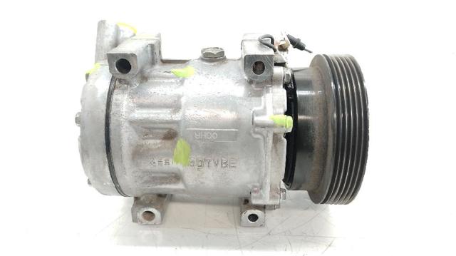 8200117767 RENAULT Compresor de aire acondicionado  comprar en Jaén