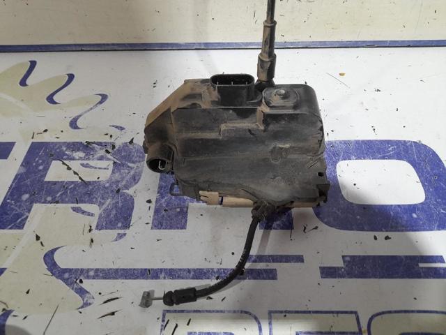 8200119121 RENAULT Cerradura de puerta delantera derecha  comprar en Jaén