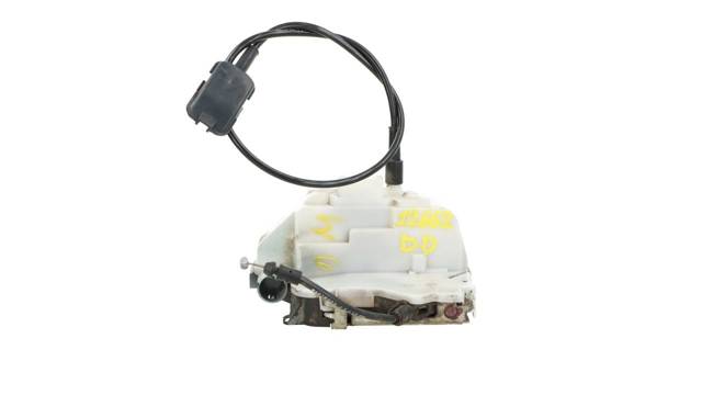 8200119121 RENAULT Cerradura de puerta delantera derecha  en stock Huelva