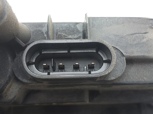 8200119122 RENAULT Cerradura de puerta delantera izquierda  disponible Alicante