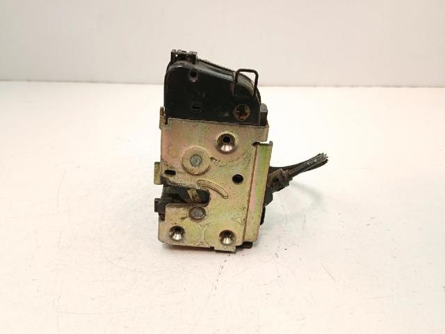 RENAULT 8200119332 Cerradura de la puerta trasera derecha comprar Barcelona