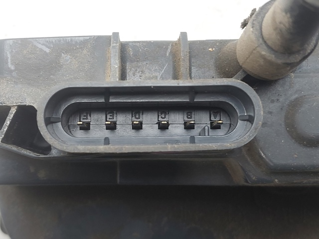 8200119332 RENAULT Cerradura de la puerta trasera derecha  comprar en Oviedo