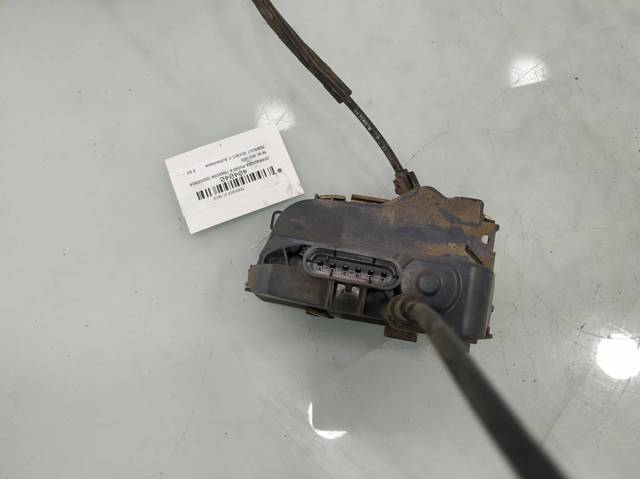 8200119333 RENAULT Cerradura de puerta trasera izquierda  disponible Vigo