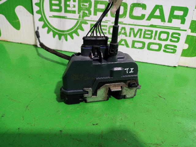 RENAULT 8200119333 Cerradura de puerta trasera izquierda  comprar en Ponferrada