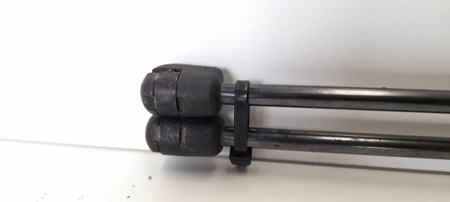 8200119497 RENAULT Amortiguador maletero comprar Bilbao