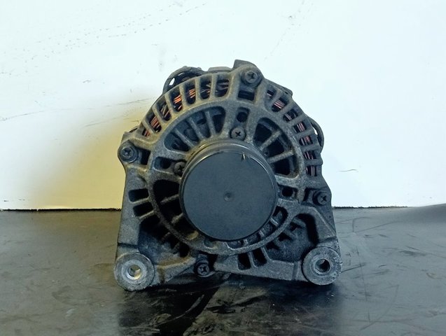 8200120286 RENAULT Alternador  disponible Alicante