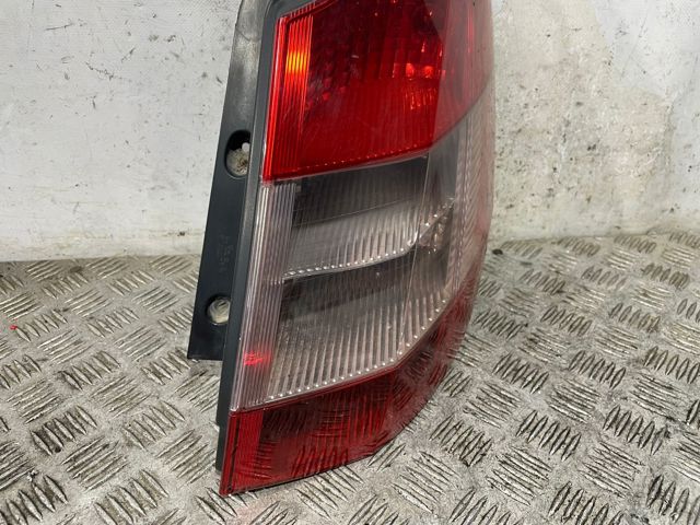 8200127702 Piloto trasero derecho comprar Sevilla