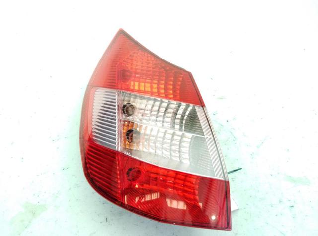 8200127704 Piloto trasero izquierdo  comprar en Reus