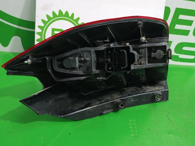 8200127704 RENAULT Piloto trasero izquierdo comprar Alcalá
