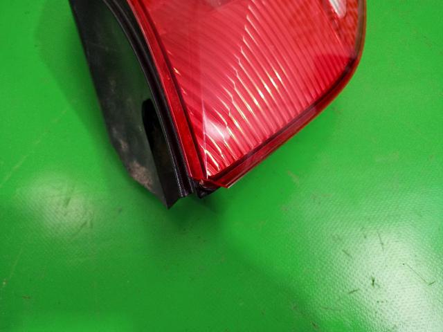 8200127704 RENAULT Piloto trasero izquierdo  disponible Alicante