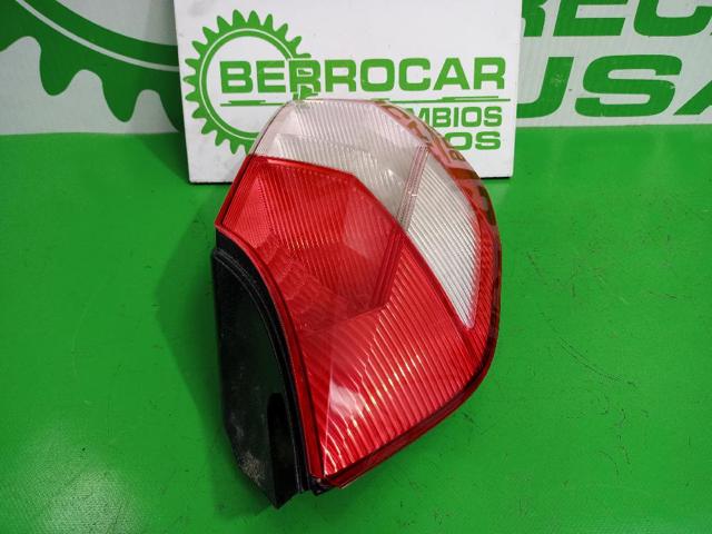 RENAULT 8200127704 Piloto trasero izquierdo  comprar en Albacete