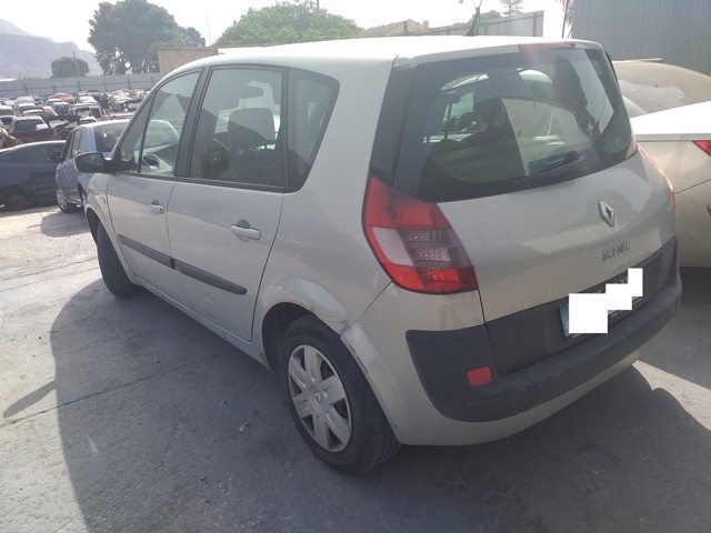 RENAULT 8200127704 Piloto trasero izquierdo  en stock Salamanca