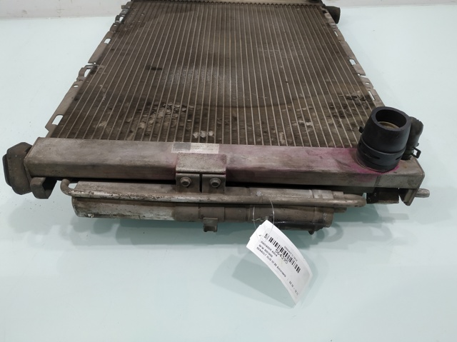 RENAULT 8200134606 Radiador  en stock Terrassa