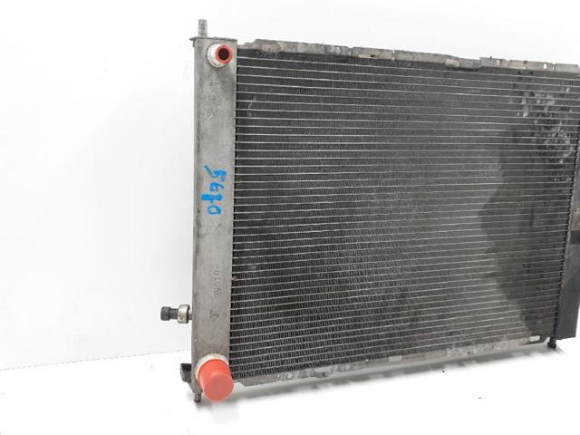 8200134606 RENAULT Radiador de refrigeración del motor  disponible Ourense