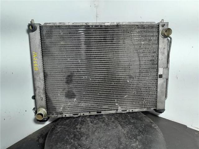 8200134606 Radiador de refrigeración del motor  disponible Utrera
